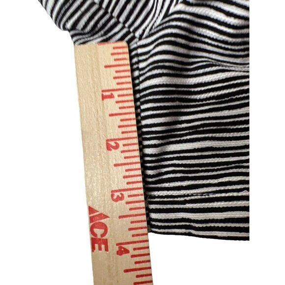 Ann Taylor Loft The Riviera Short Button Detail Blue Stripe Shorts Women's 2 - Picture 5 of 10